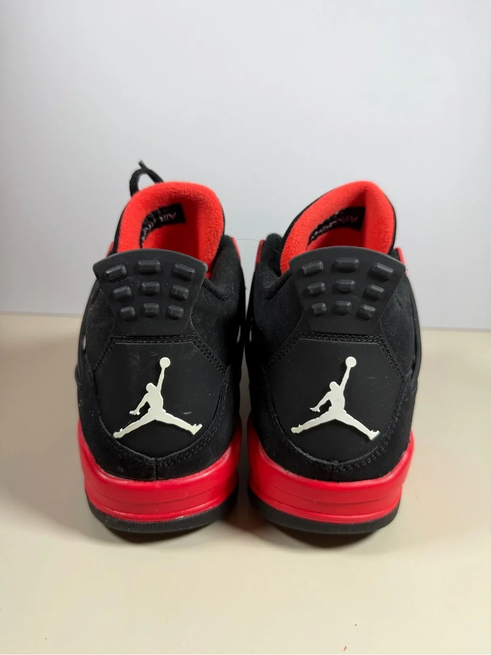 Jordan Men’s Black and Red Retro Basketball Sneakers
